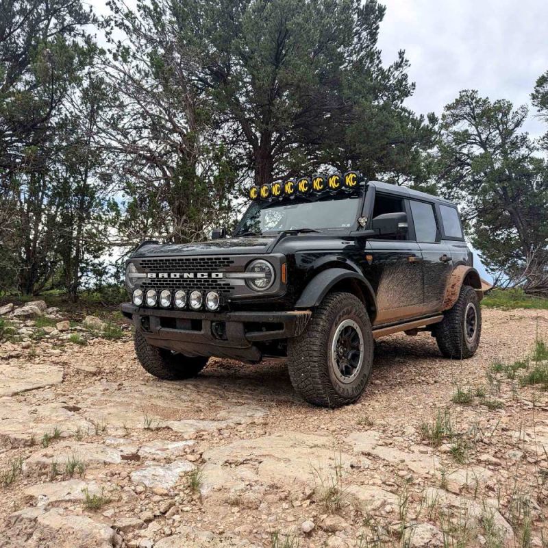 Barra LED Pro6 de 39" 6 Luces para parachoques delantero FORD BRONCO +21 KC HILITES