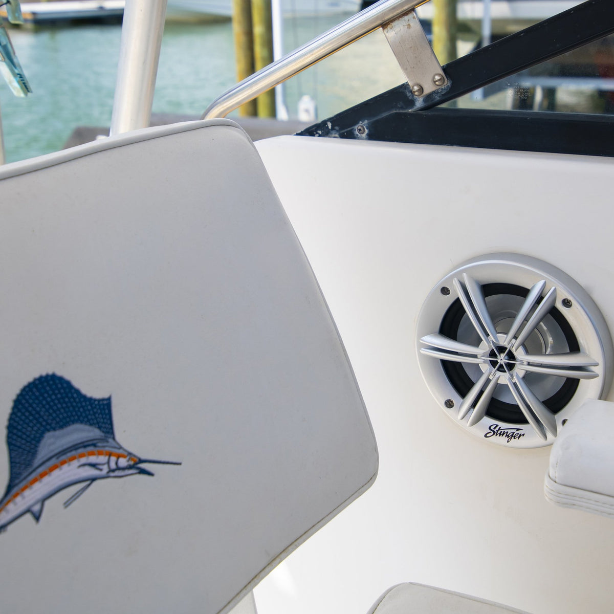 Bocinas Coaxiales 6.5" con RGB Multicolor STINGER