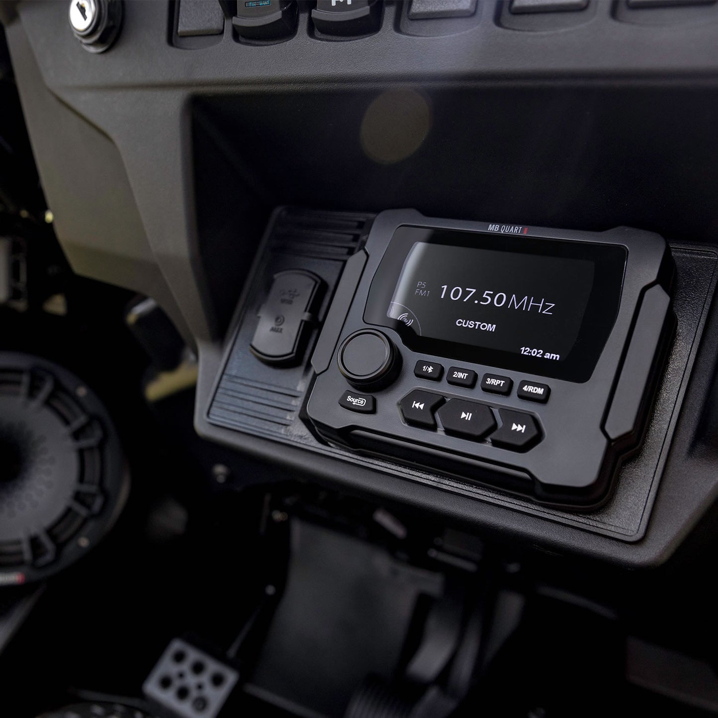 Reproductor Multimedia para CAN-AM AM/FM/BT GMR-LED MB QUART